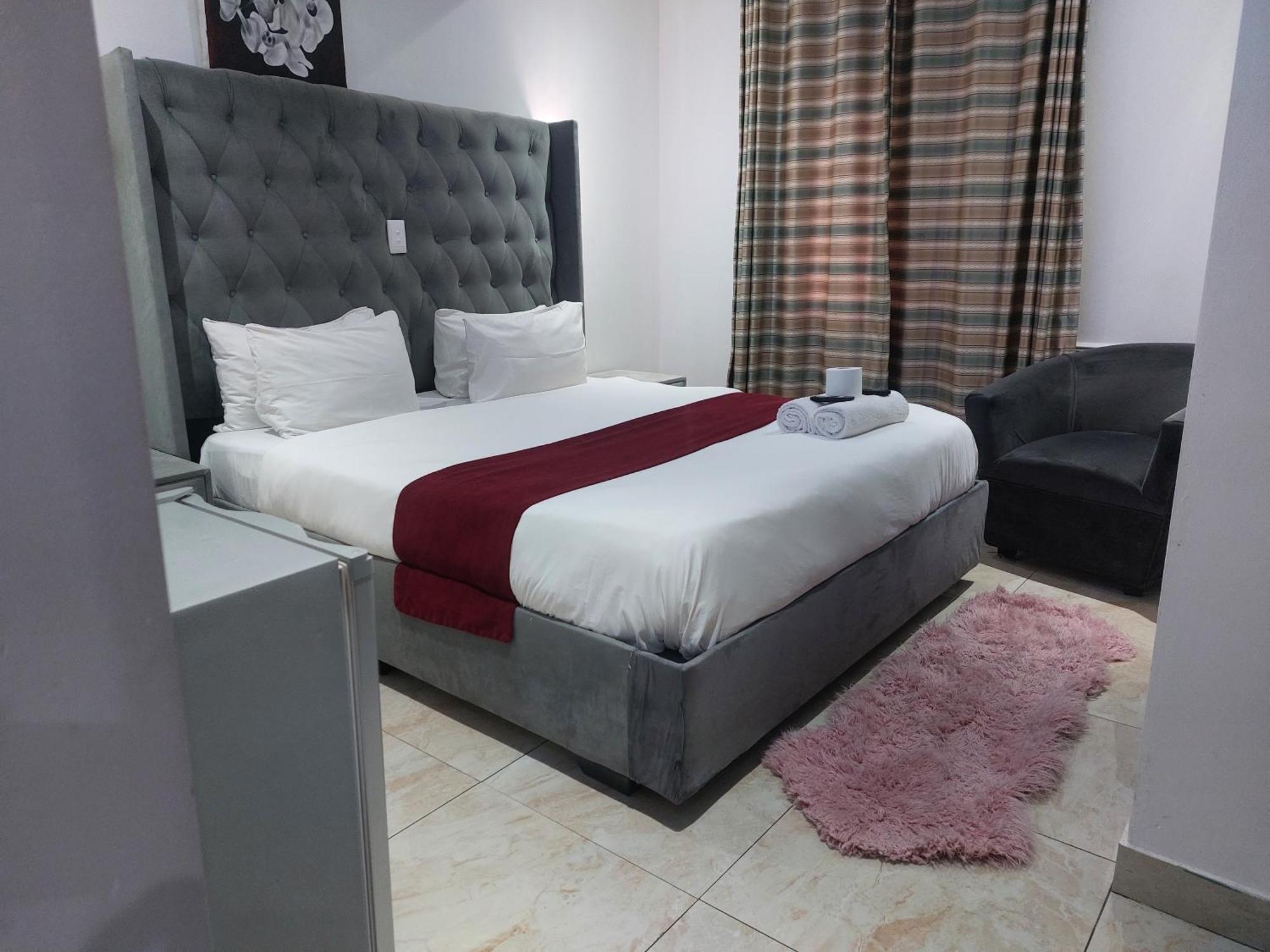 Gold Crown International Hotel Johannesburg Bagian luar foto